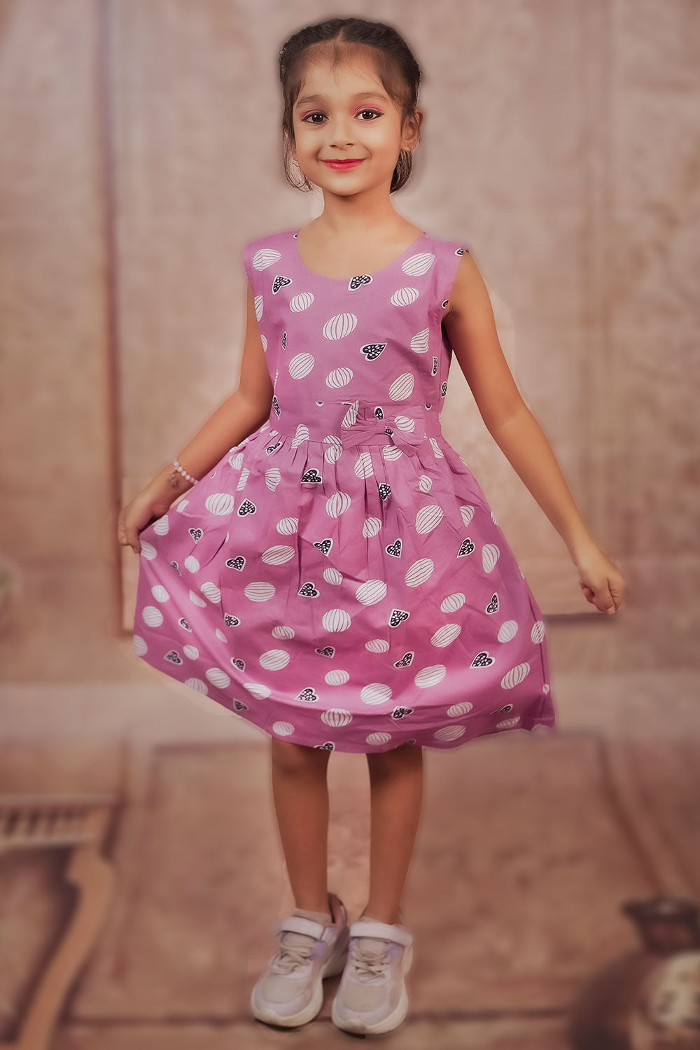 Pariari Girls Sleeveless Purple Candy Hearts Frock