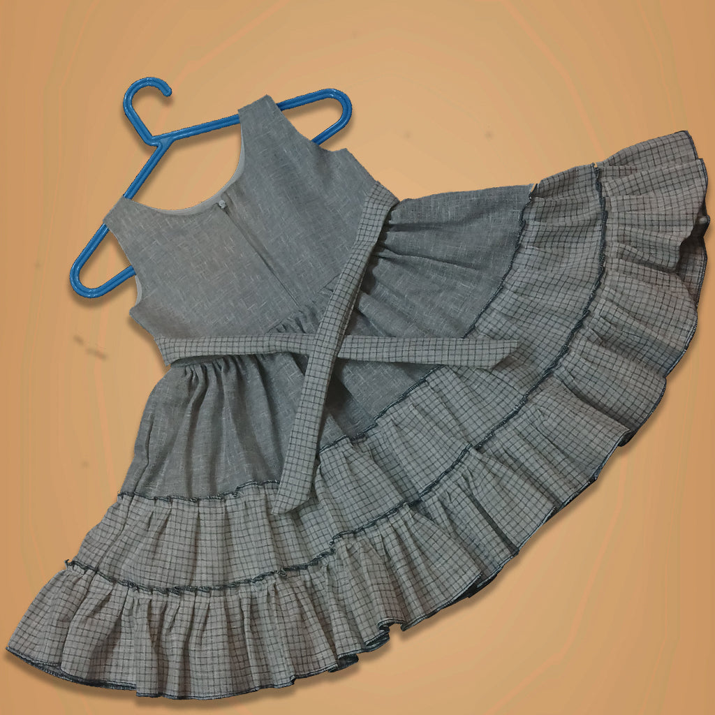 Pariari Girls Sleeveless khadi Ruffle Dress