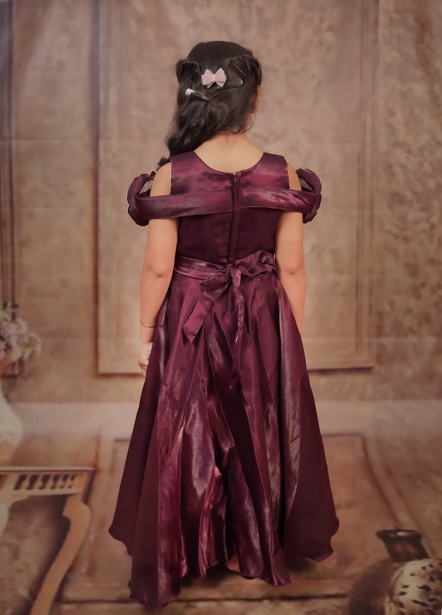 Pariari Girls Elegant Purple wine Applique Party Gown