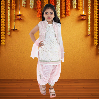 Pariari Girls Partywear set of kurta, Patiala, jacket and dupatta